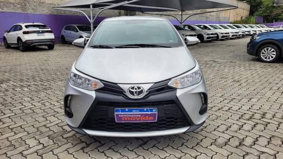TOYOTA YARIS 1.5 16V FLEX XL MULTIDRIVE TOYOTA YARIS 1.5 16V FLEX XL MULTIDRIVE